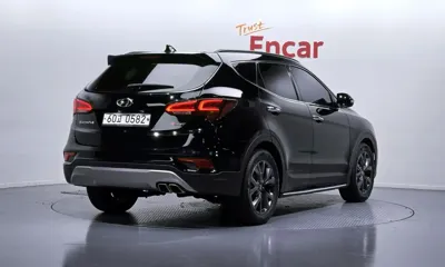 Hyundai Santafe 2016, 143455 км, за 7947.01 USD
