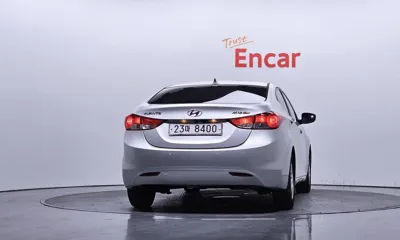 Hyundai Avante 2012, 181914 км, за 2149.84 USD