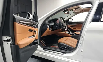 BMW 5-Series 2021, 67945 км, за 20795.68 USD - фото 10