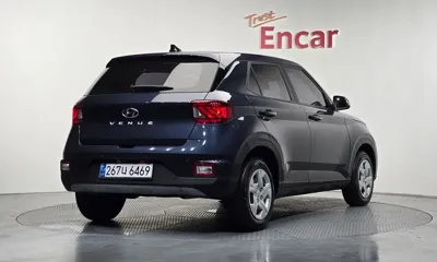 Hyundai Venue 2021, 32048 км, за 8252.39 USD