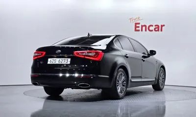 Kia K7 2015, 92420 км, за 4620.57 USD