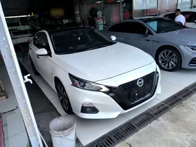 Nissan Teana 2021, 83100 км, за 11802.14 USD