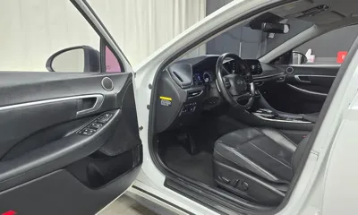 Hyundai Sonata 2020, 115410 км, за 9243.47 USD - фото 10