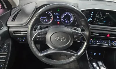 Hyundai Sonata 2020, 115410 км, за 9243.47 USD - фото 13