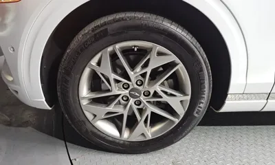 Genesis GV70 2022, 49099 км, за 24737.89 USD