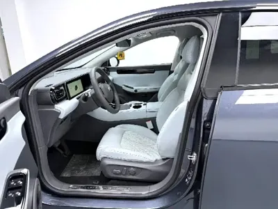 Leapmotor Leapmotor C01 2025, 1000 км, за 11697.83 USD