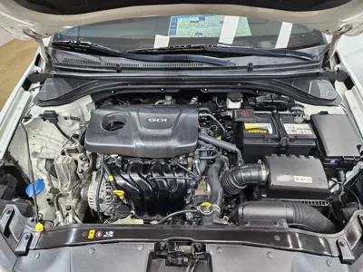 Hyundai Avante 2016, 78000 км, за 6897 USD - фото 19