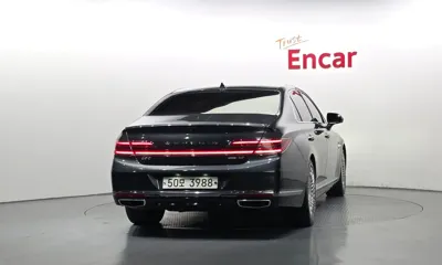 Genesis G90 2019, 135751 км, за 18970.72 USD
