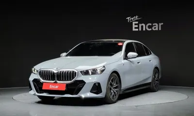 BMW 5-Series · 2025 год