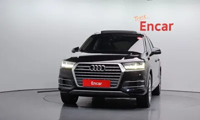 Audi Q7 2019, 46310 км, за 18560.27 USD