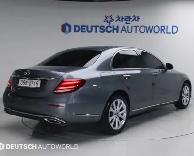 Mercedes-Benz E-Class 2019, 25400 км, за 19730.41 USD