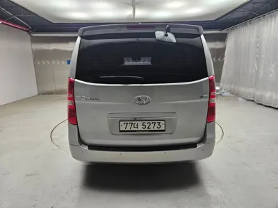 Hyundai Starex 2016, 109939 км, за 6110.64 USD