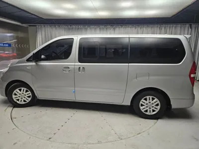 Hyundai Starex 2016, 109939 км, за 6110.64 USD