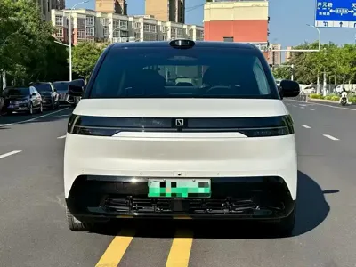 Zeekr Mix 2024, 60000 км, за 23397.99 USD