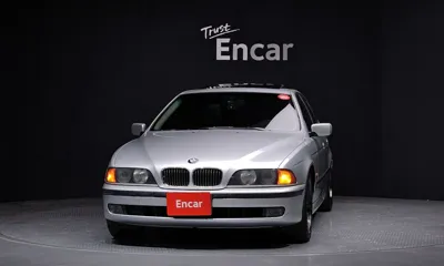 BMW 5-Series 1999, 127838 км, за 7553.86 USD