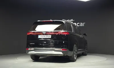 Kia Canival 2021, 110050 км, за 14376.8 USD