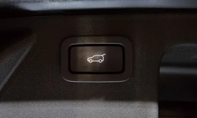 Land Rover Discovery Sport 2016, 112057 км, за 6805.42 USD - фото 20