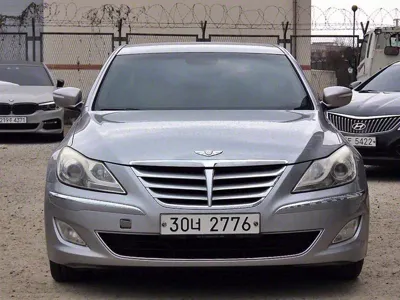 Hyundai Genesis · 2012 год