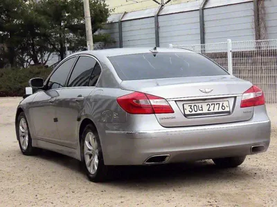 Hyundai Genesis 2012, 230329 км, за 1684.88 USD