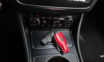 Mercedes-Benz CLA-Class 2019, 133194 км, за 7719.87 USD - фото 17