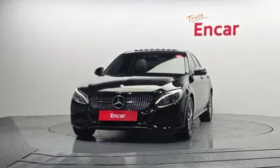 Mercedes-Benz C-Class 2017, 73022 км, за 10439.38 USD