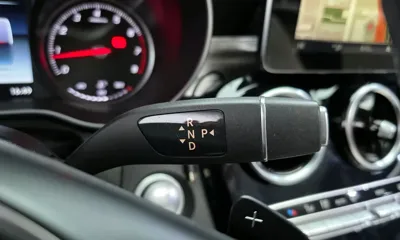 Mercedes-Benz C-Class 2017, 73022 км, за 10439.38 USD - фото 9
