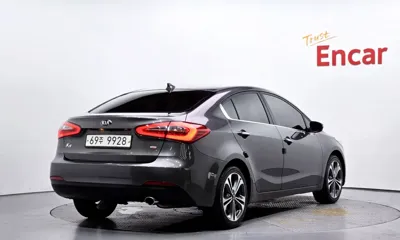 Kia K3 2013, 124312 км, за 3413.42 USD