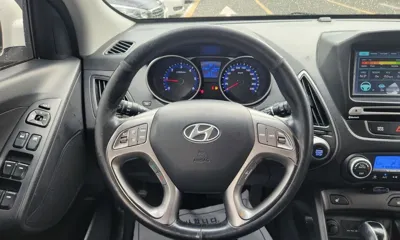 Hyundai Tucson 2014, 203741 км, за 3835.4 USD