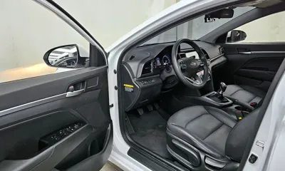 Hyundai Avante 2020, 106800 км, за 66012.55 USD - фото 10
