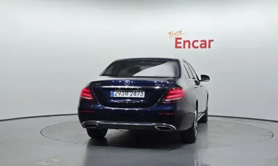 Mercedes-Benz E-Class 2019, 103610 км, за 11051.16 USD