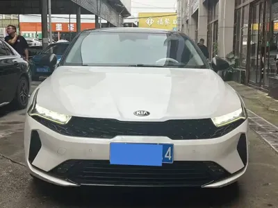 Kia K5 2020, 66000 км, за 9829.12 USD