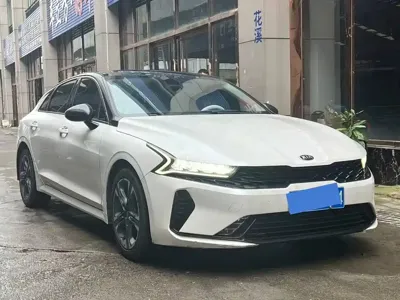Kia K5 2020, 66000 км, за 9829.12 USD