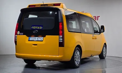 Hyundai Staria 2023, 34302 км, за 21946.08 USD