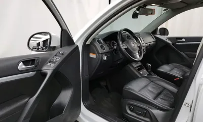 Volkswagen Tiguan 2015, 92281 км, за 5222.11 USD - фото 10
