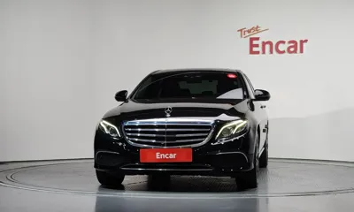 Mercedes-Benz E-Class 2020, 142981 км, за 17264.01 USD