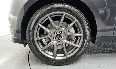 Land Rover Range Rover Velar 2025, 26978 км, за 46932.87 USD