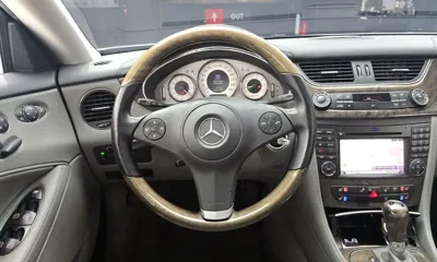 Mercedes-Benz CLS-Class 2010, 96509 км, за 6502.89 USD - фото 13