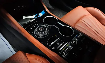 Kia K5 2024, 21179 км, за 19198.66 USD - фото 9