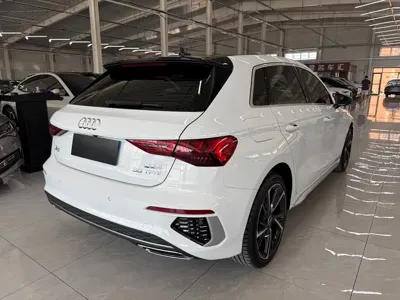 Audi A3 2023, 10500 км, за 22807.09 USD
