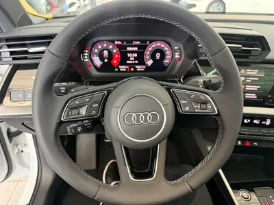 Audi A3 2023, 10500 км, за 22871.67 USD - фото 12
