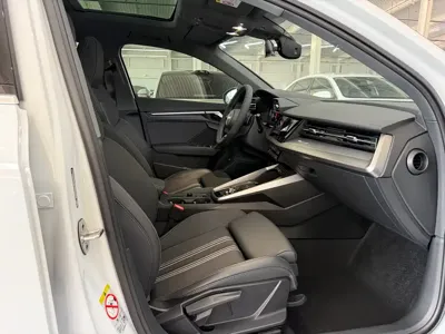 Audi A3 2023, 10500 км, за 22871.67 USD - фото 17