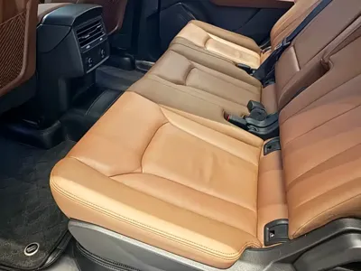 Audi Q7 2024, 90000 км, за 46909.04 USD