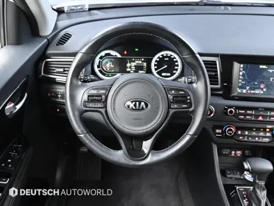 Kia Niro 2017, 56958 км, за 9846.4 USD - фото 13