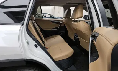 Toyota RAV4 2025, 4393 км, за 30275.01 USD - фото 12