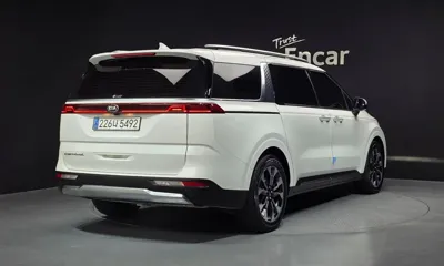 Kia Canival 2021, 94641 км, за 16187.64 USD