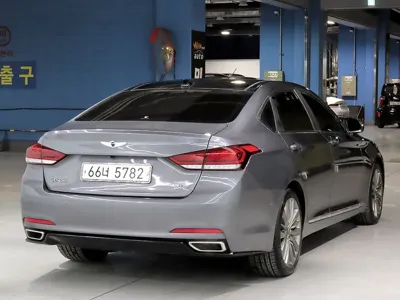 Hyundai Genesis 2014, 183914 км, за 6384.37 USD