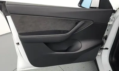Tesla Model Y 2022, 56091 км, за 26046.74 USD - фото 24