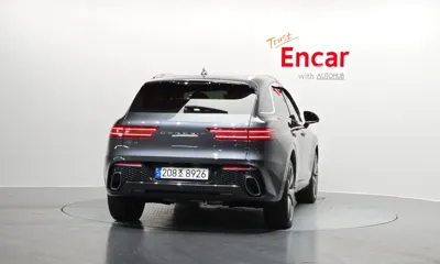 Genesis GV70 2021, 107695 км, за 24380.57 USD