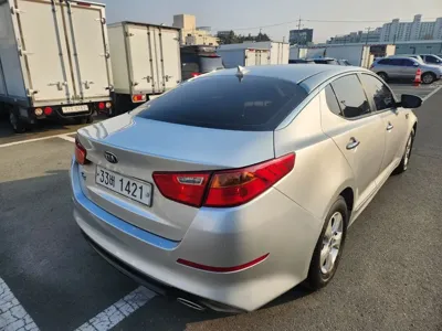 Kia K5 2014, 206133 км, за 2470.26 USD
