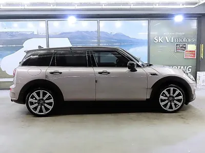 MINI Clubman 2023, 40107 км, за 17723.51 USD